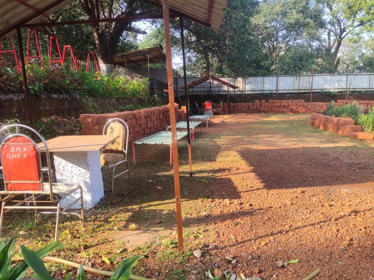 Veg park view hotel matheran Buitenkant foto